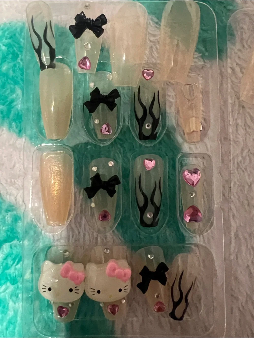 Hello kitty Pink and Nude Press-On Nail Set